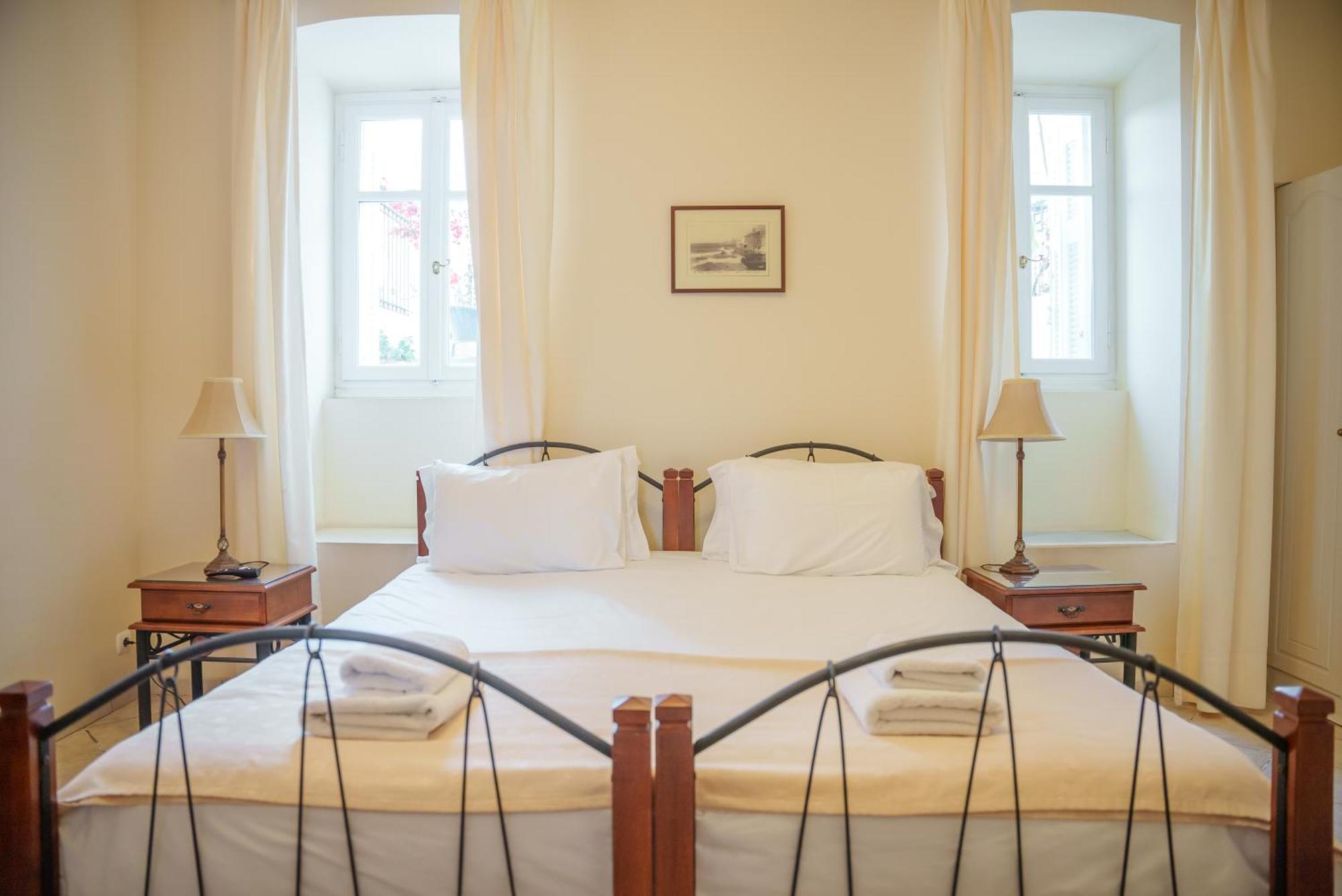 Archontiko Eleni Hotel Ándros Værelse billede