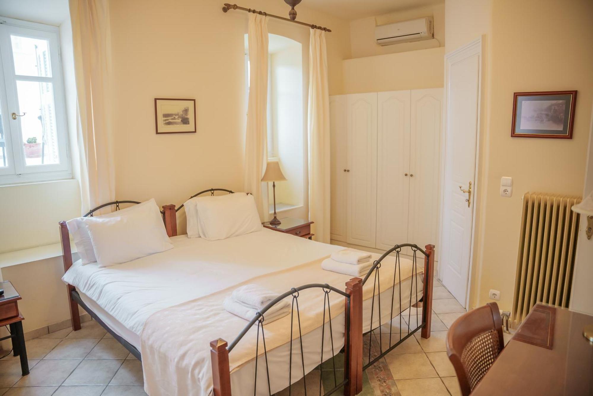 Archontiko Eleni Hotel Ándros Eksteriør billede