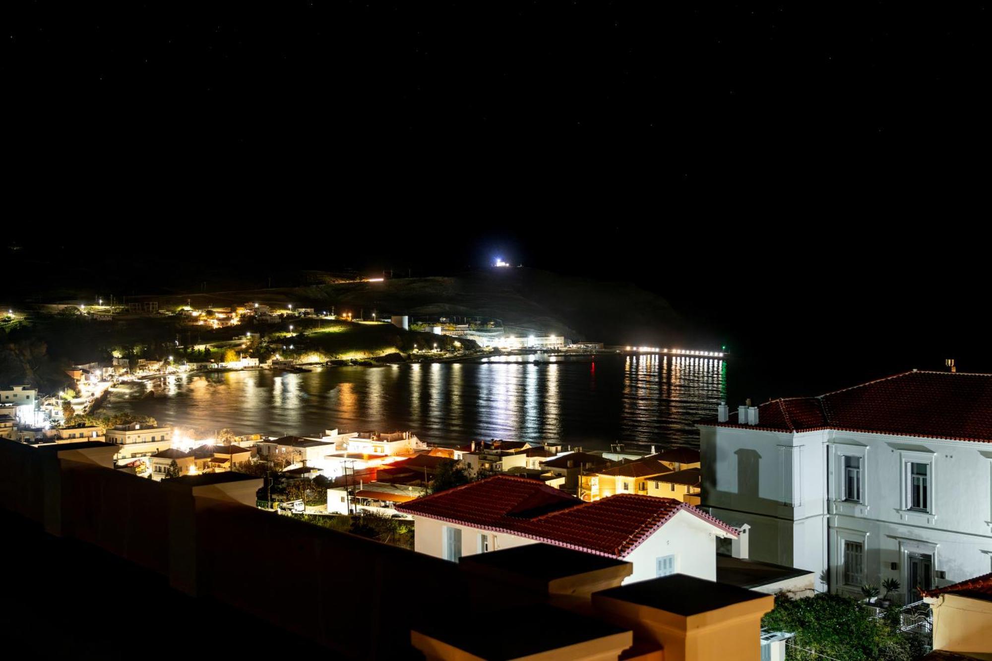 Archontiko Eleni Hotel Ándros Eksteriør billede